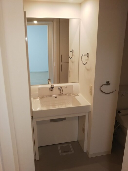 物件内観写真9　(洗面)