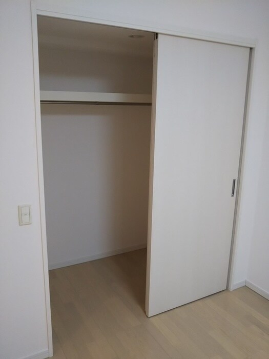 物件内観写真13　(収納)