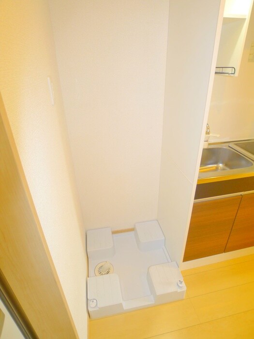 物件内観写真19　(洗濯機置場)