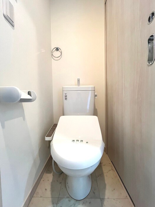 物件内観写真12　(トイレ)