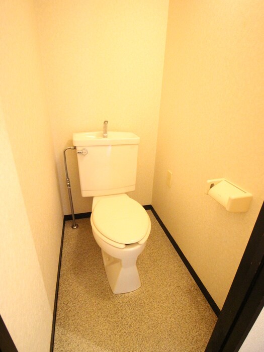 物件内観写真10　(トイレ)