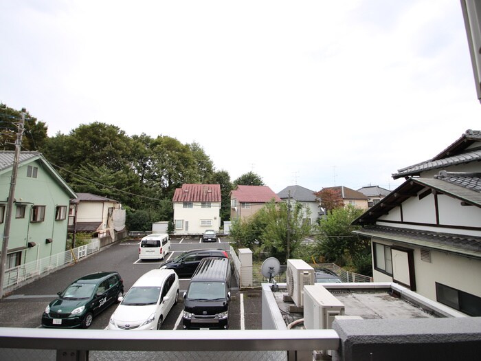 物件内観写真14　(室内からの展望)