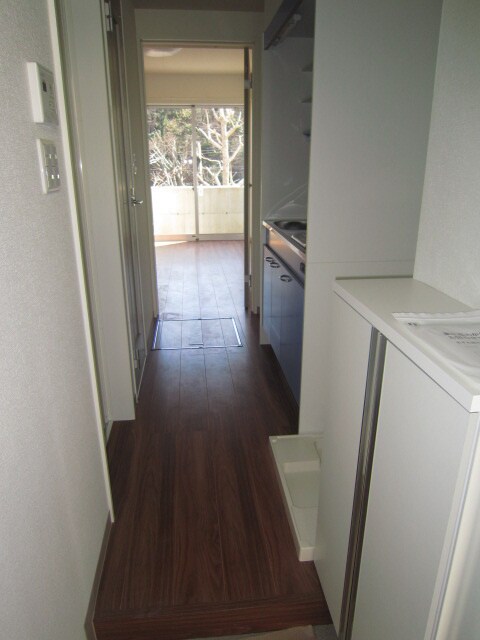 物件内観写真7　(廊下)