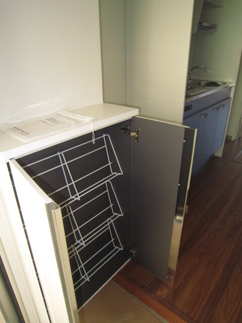 物件内観写真8　(靴箱)