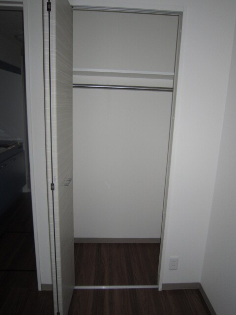 物件内観写真10　(収納)