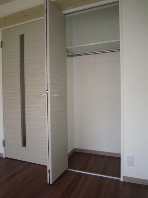 物件内観写真14　(収納)