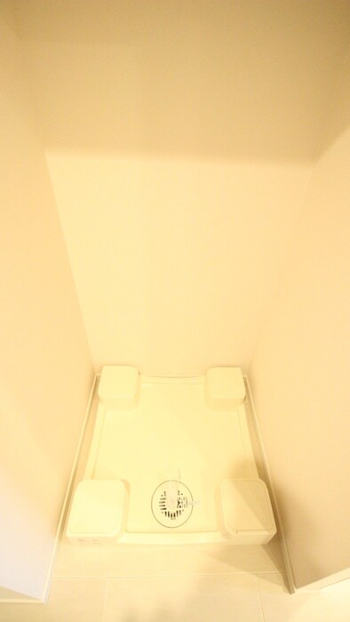 物件内観写真12　(洗濯機置場)