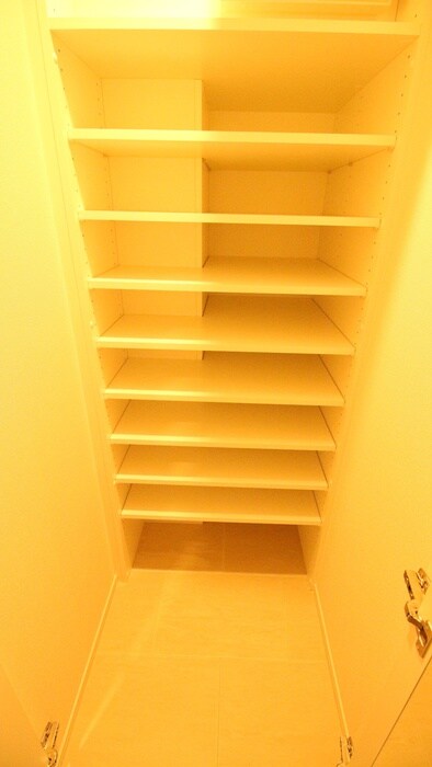 物件内観写真13　(靴箱)