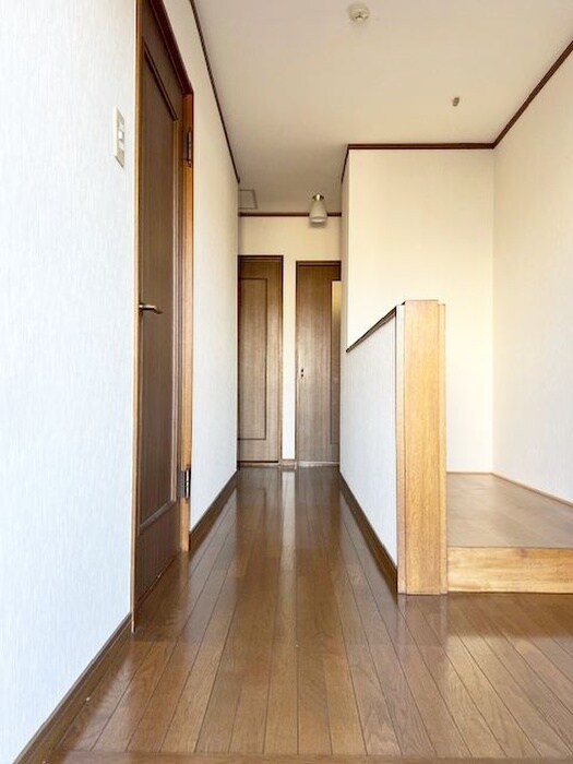 物件内観写真7　(廊下)