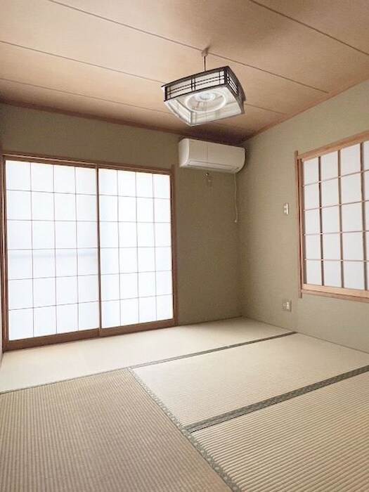 物件内観写真11　(居室)