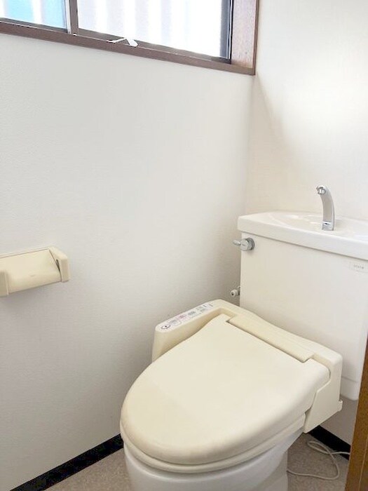 物件内観写真15　(トイレ)