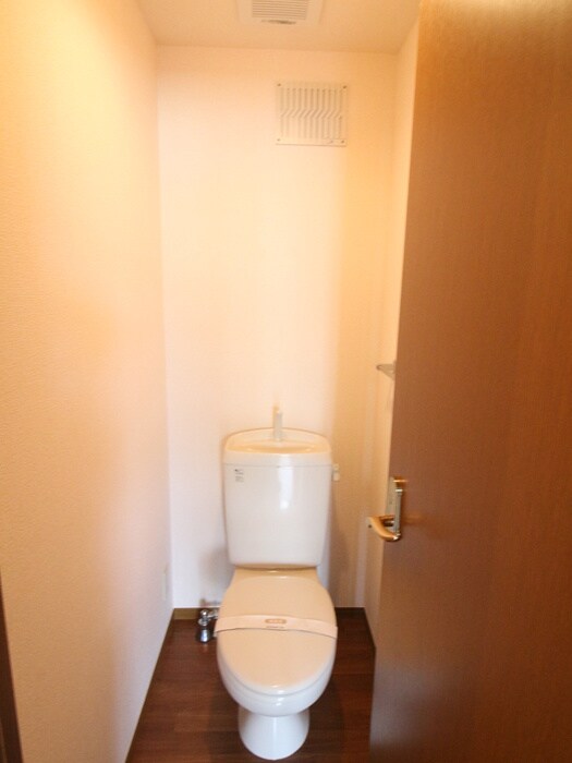 物件内観写真14　(トイレ)