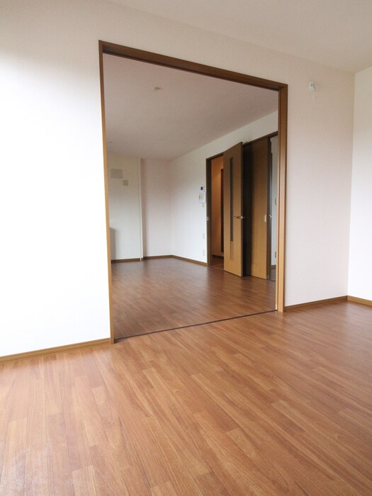 物件内観写真21　(居室)