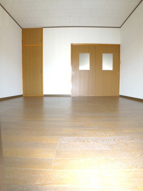 物件内観写真5　(居室)