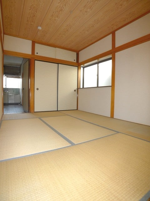 物件内観写真6　(収納)