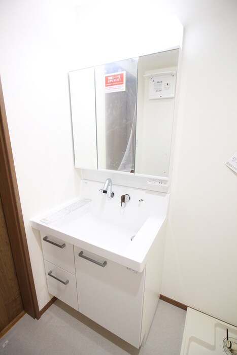 物件内観写真13　(洗面)