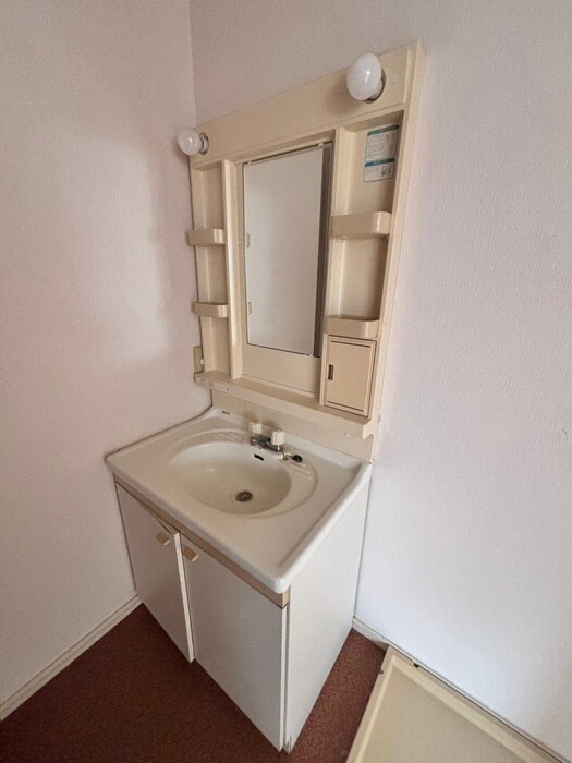 物件内観写真11　(洗面)