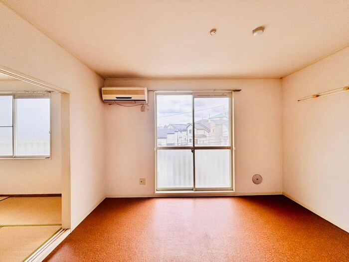 物件内観写真19　(居室)