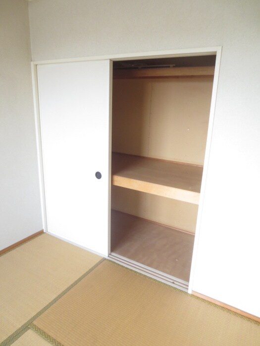 物件内観写真21　(収納)