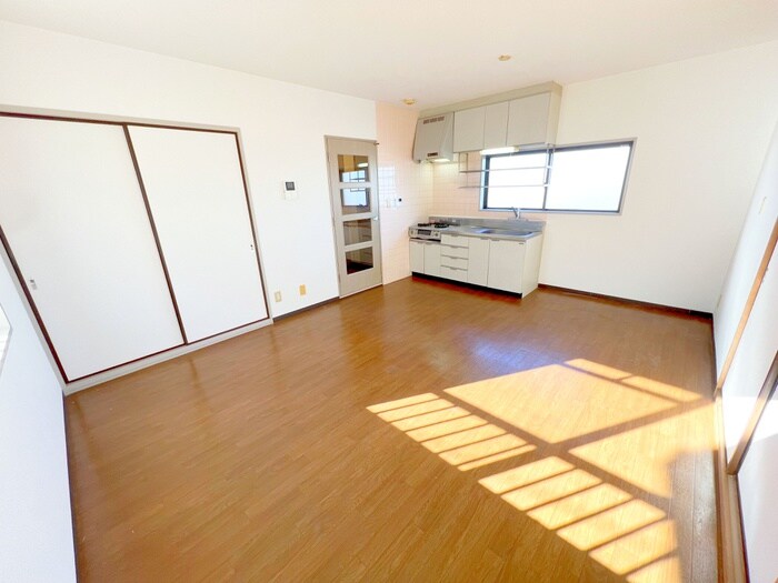 物件内観写真9　(居室)