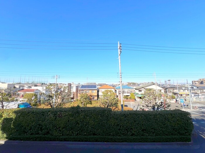 物件内観写真20　(室内からの展望)