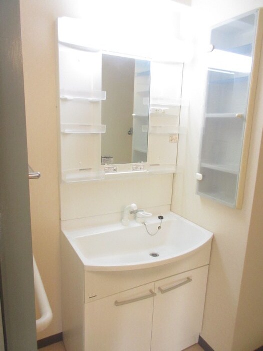 物件内観写真17　(洗面)