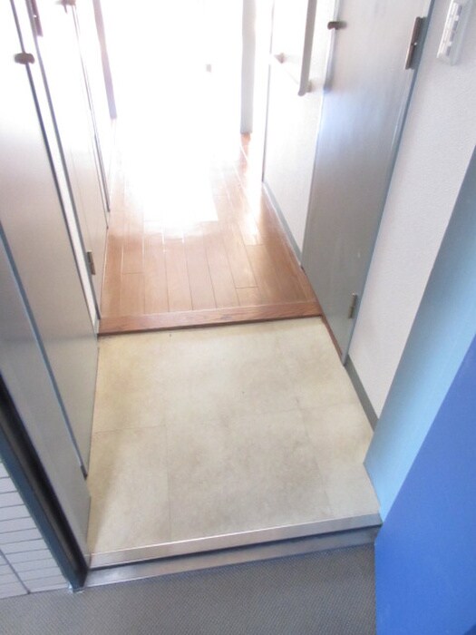 物件内観写真20　(玄関)