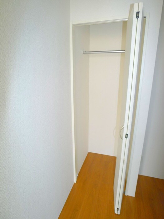 物件内観写真21　(収納)