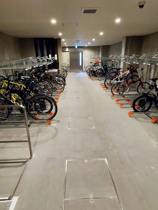 物件外観写真6　(駐輪場)