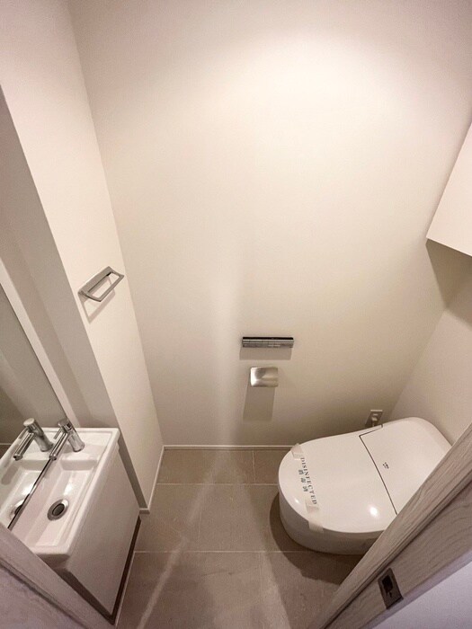 物件内観写真13　(トイレ)