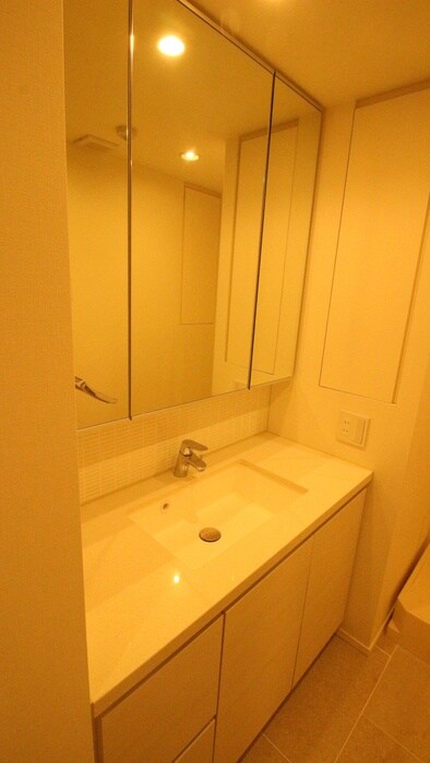 物件内観写真17　(洗面)