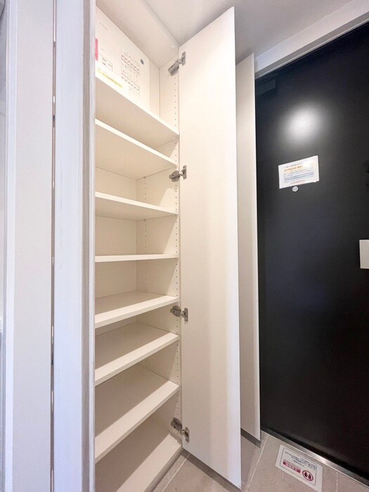 物件内観写真17　(靴箱)