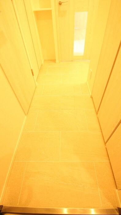 物件内観写真21　(玄関)