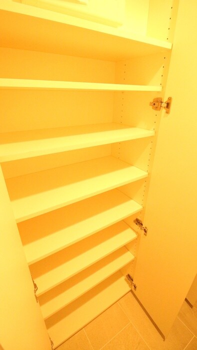 物件内観写真22　(靴箱)