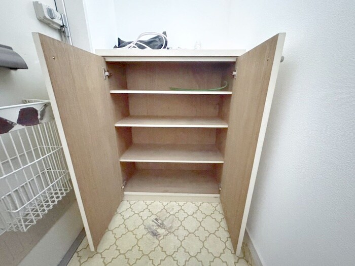 物件内観写真15　(靴箱)