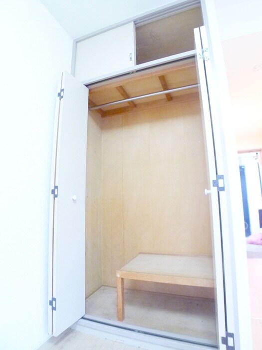 物件内観写真11　(収納)