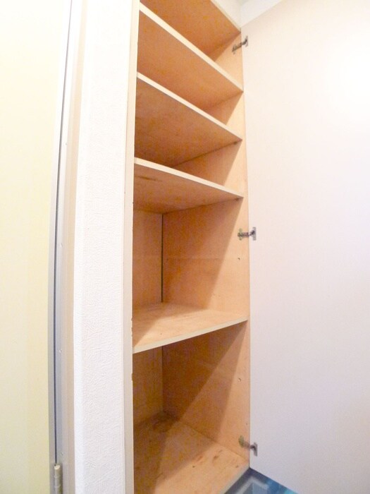 物件内観写真21　(収納)