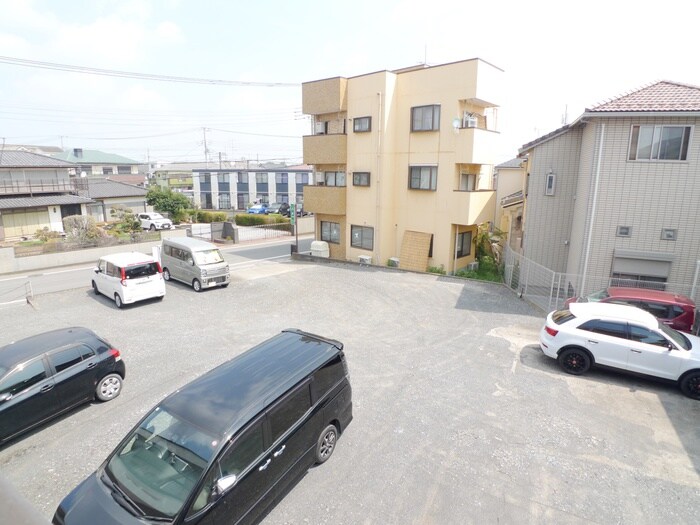 物件内観写真18　(室内からの展望)