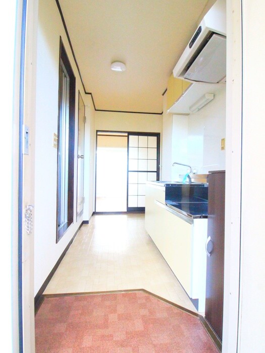 物件内観写真15　(玄関)