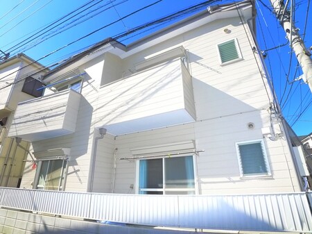 フェリース中山外観写真