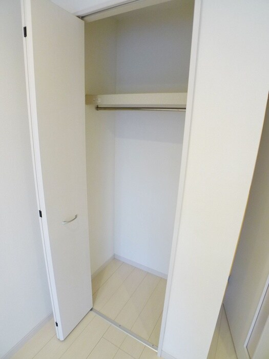 物件内観写真12　(収納)