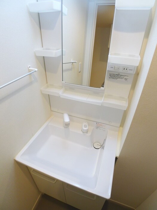 物件内観写真13　(洗面)