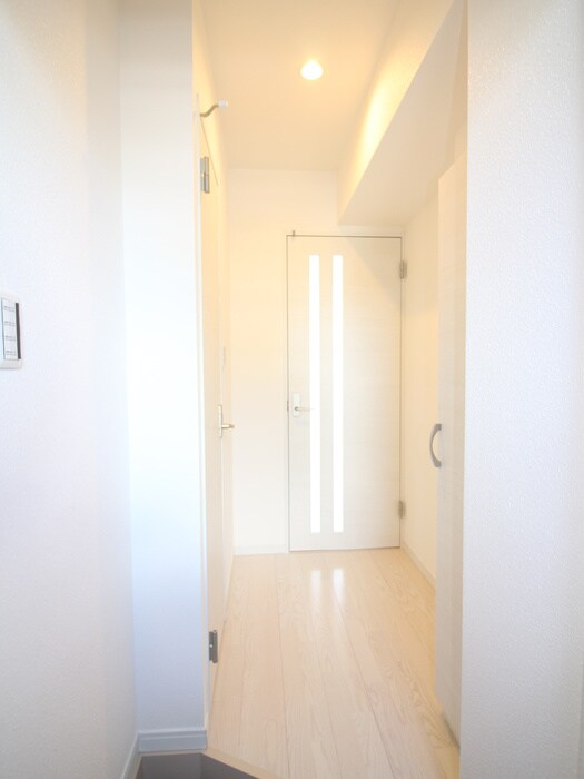 物件内観写真13　(廊下)