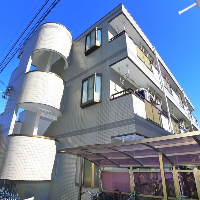 ロイヤルビレッヂの物件外観写真