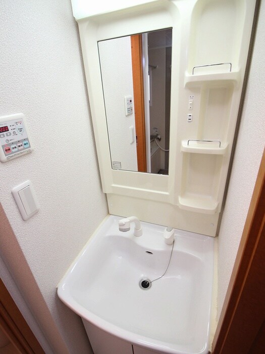 物件内観写真11　(洗面)