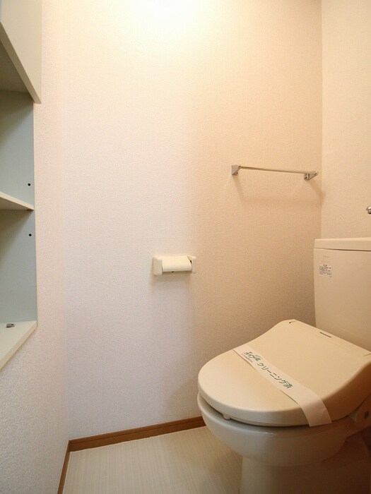 物件内観写真12　(トイレ)