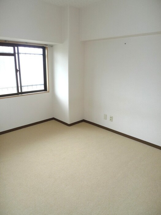 物件内観写真12　(居室)