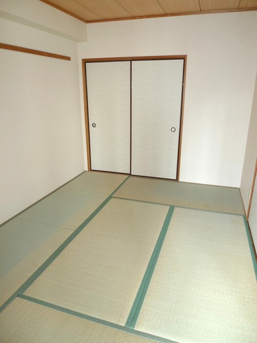 物件内観写真12　(居室)