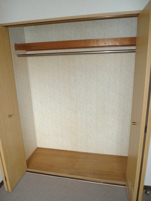 物件内観写真13　(収納)