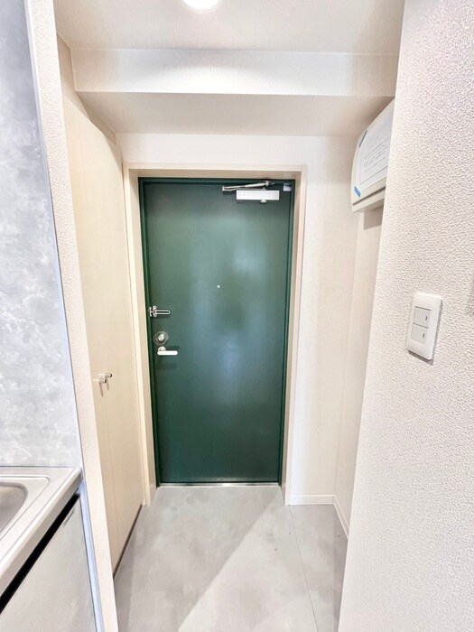 物件内観写真14　(玄関)